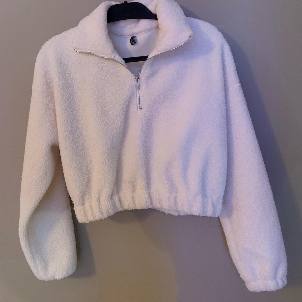 Cropped fluffy white quarter zip